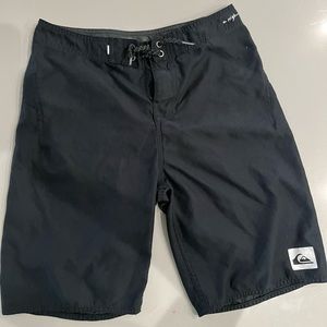 Big Boys Quicksilver size 18 Swim Trunks Bathing Suit